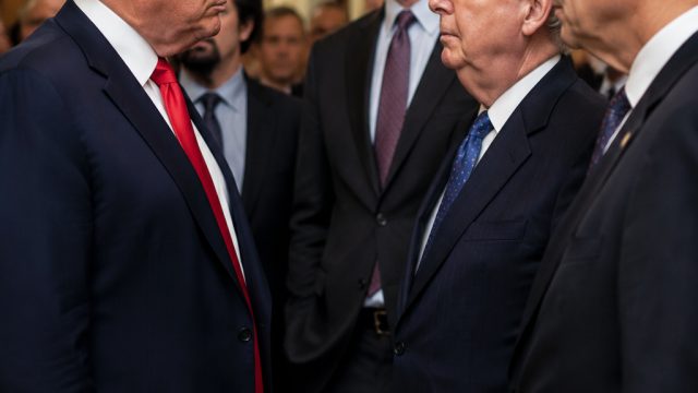 Trump's Tensions with GOP Senators Reach New Heights | log i